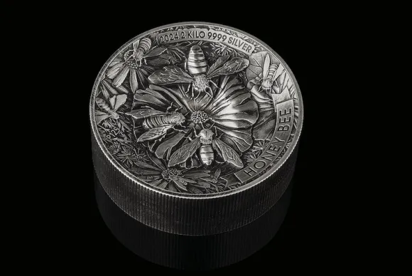 Honey Bee - 2 Kg Silber Antik Finish High Relief 2024 + Box +COA*